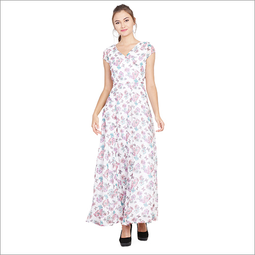 किसी भी रंग का लेडीज़ प्रिंटेड गाउन