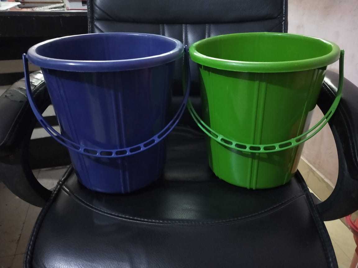 Plastic Dustbin - Rigid Ppcp Material, 10l Size, 28.5 Cm Length, Red/blue/green/orange Colors | Round Shape, Injection Moulding