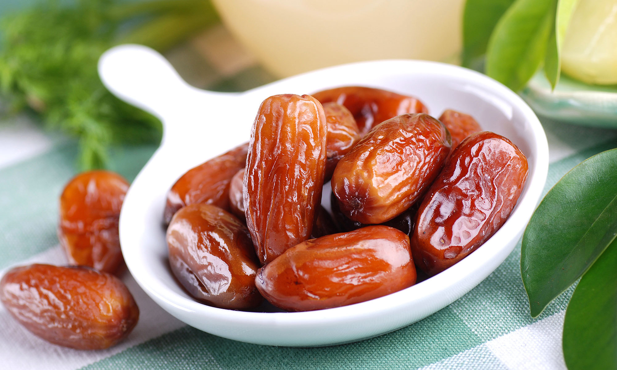 Brown Premium Dates