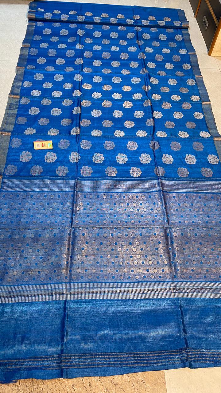 Pure Tussar Silk Hand Made All Over Rose Boota Woven Beautiful Woven Pallu - 100% Silk Material Elegant Party Wear Running Plain Blouse Ideal For All Seasons