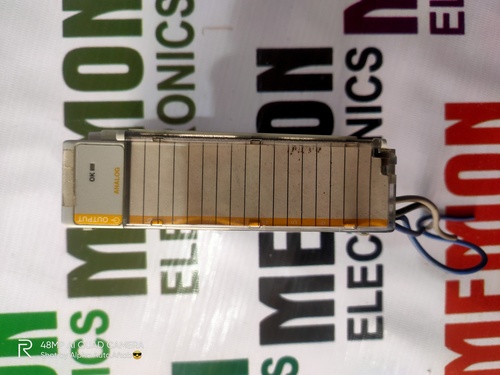 ALLEN BRADLEY 1769-OF8V