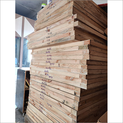 Pine Block Board - Durable A Grade, Custom Size For Commercial Applications | Versatile Use And Exceptional Reliability