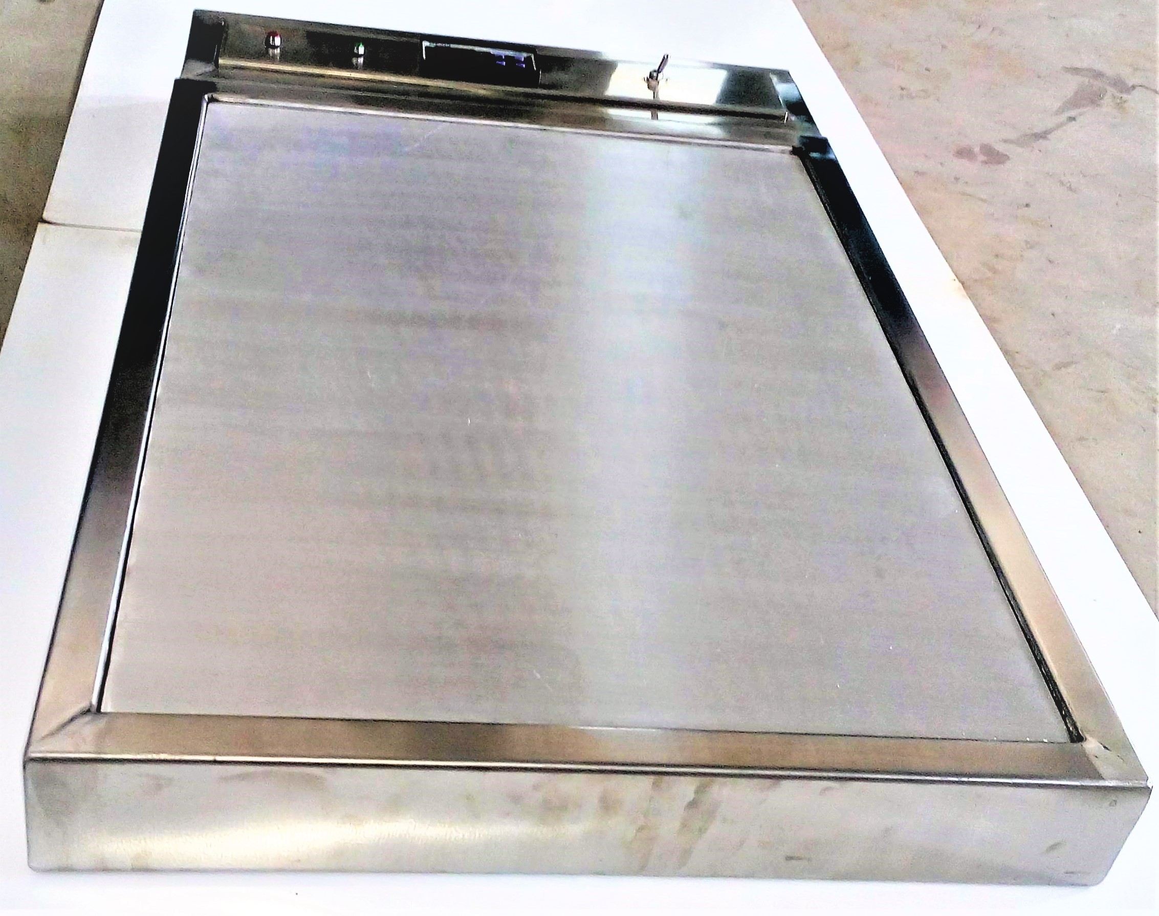 Hot Plate - 2.5ft X 2ft | Premium Portable Electric Heating Element For Laboratories And Restaurants