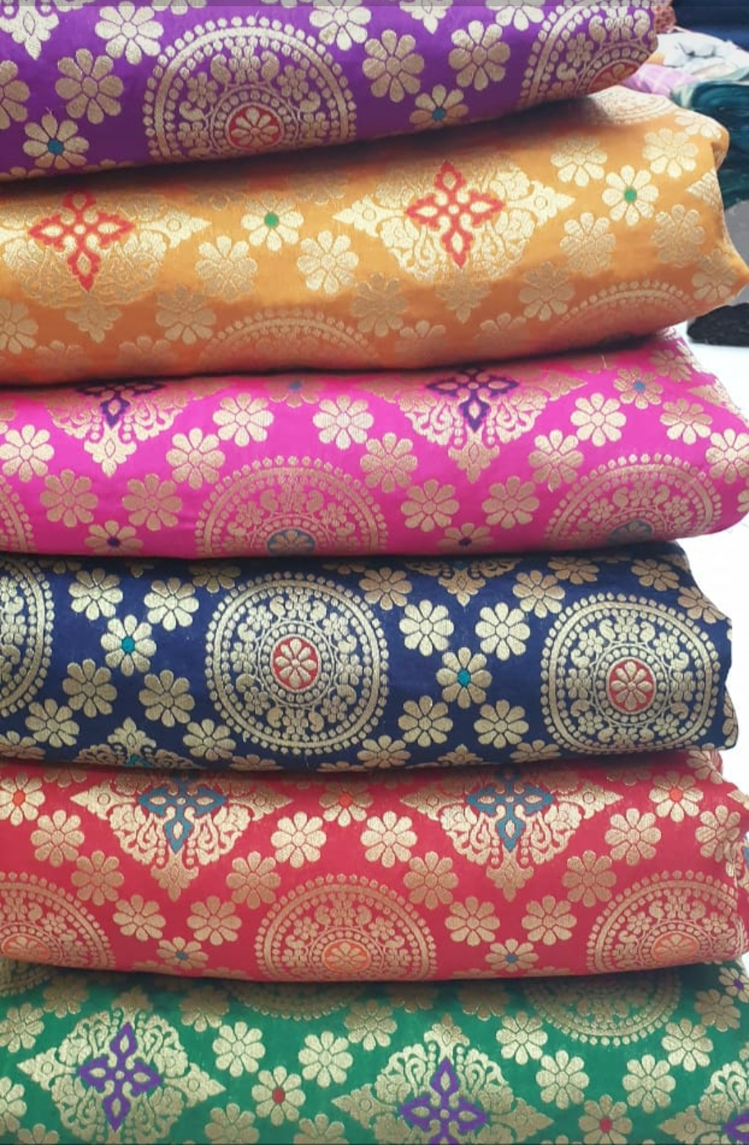 Washable Tafetta Meena Jacquard