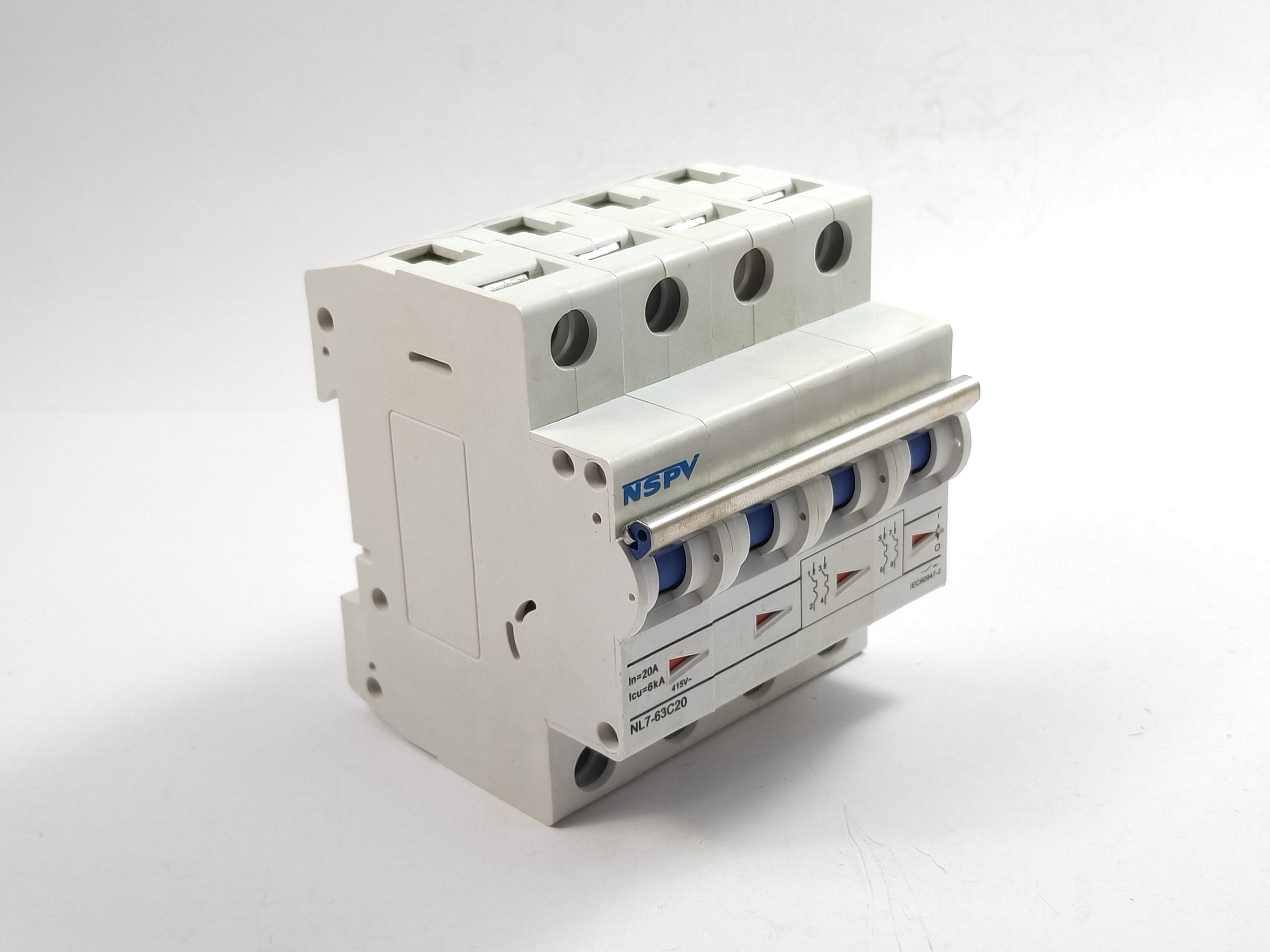 White Dc Miniature Circuit Breaker 1p 2p 3p 4p High Breaking Capacity Mcb Circuit Breaker