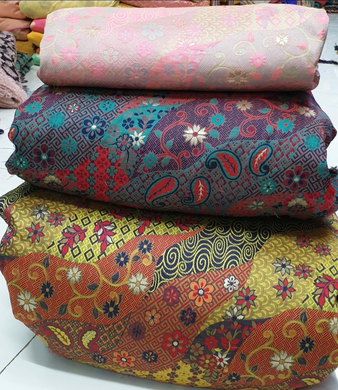 Simba Fabric - Brocade Fabric 100 Cm Length, 44-60 Inch Width | Multipurpose Use, Washable, Available In Various Colors And Designs