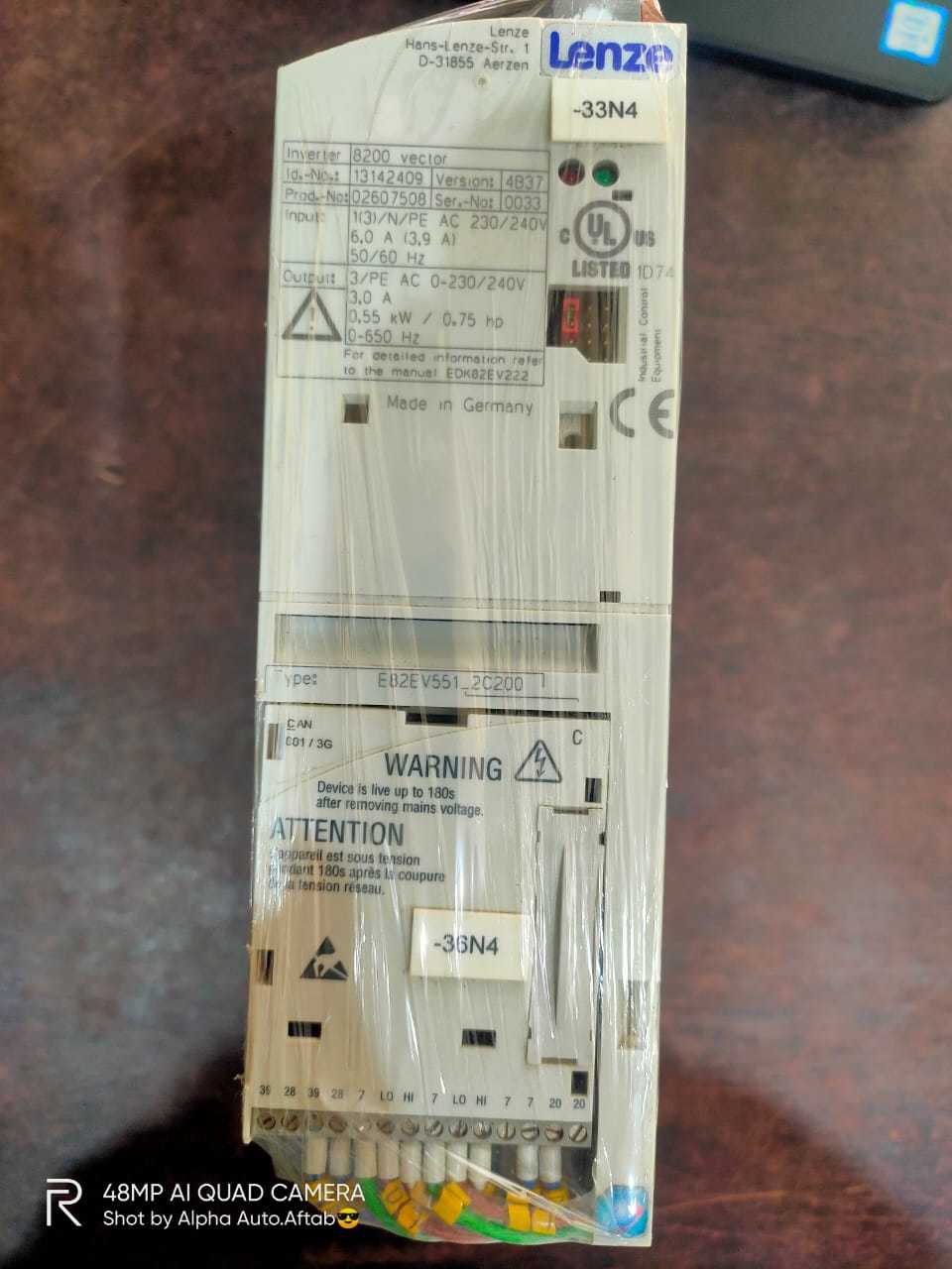 Lenze E82ev551_2c200 Power: 100-240 Watt (W)