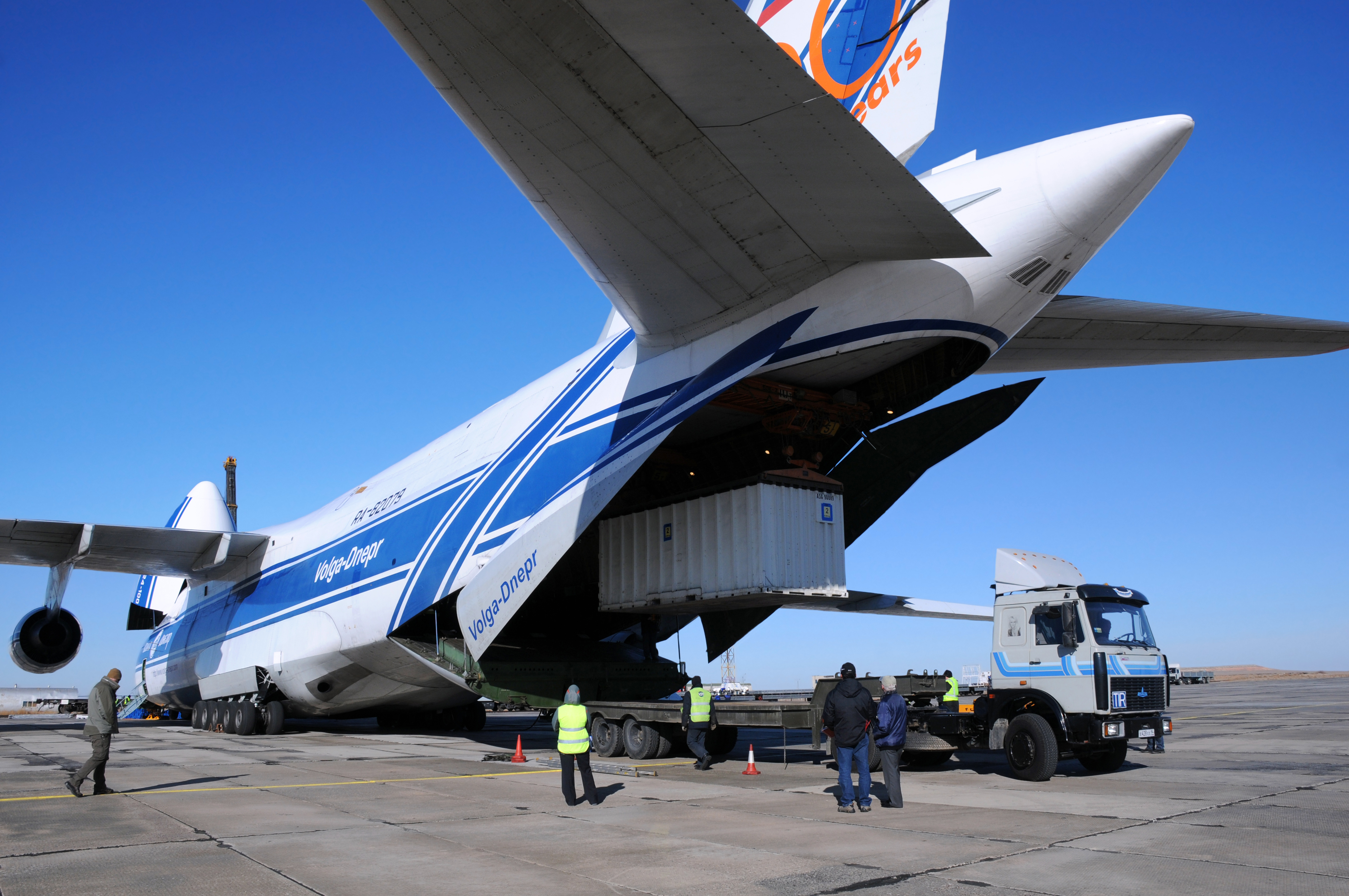 Air Freight Forwarding Solutions - Flexible Global Service Options, Tailored Delivery & End-to-end Visibility