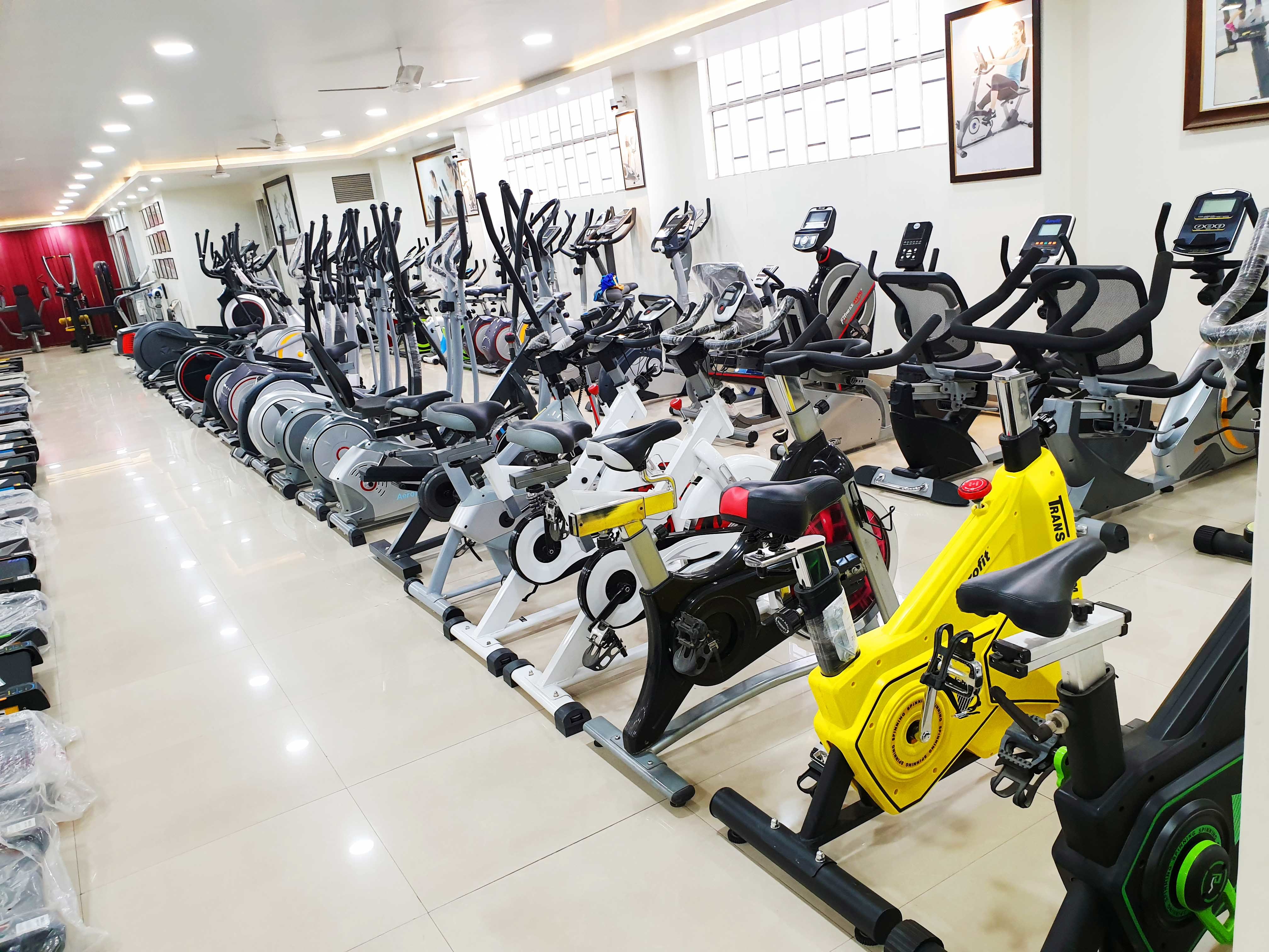 Gym Equipment Manufacturers Grade: Commercial Use