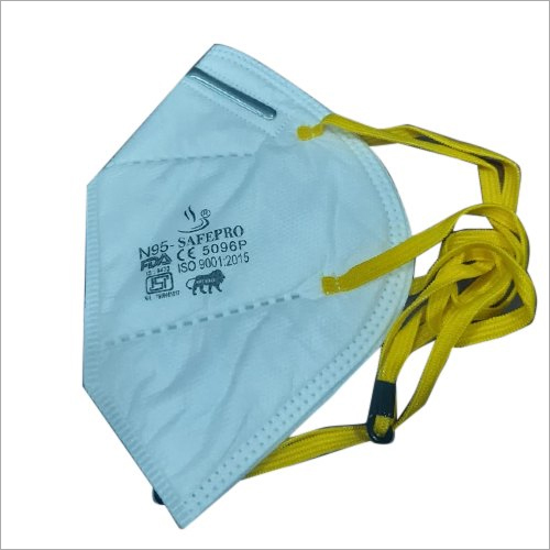 N95 Face Mask - 6 Layers, Non Woven Material, White Color | Moldable Nose Clip, Filters 95% of Particles, Unisex Usage