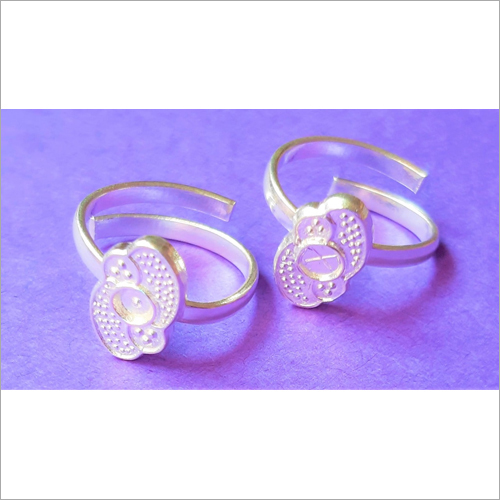 Ladies Toe Ring - Metal & Non-Metal, Available In Various Sizes | Ideal For Anniversary, Engagement, Gift, Party, Wedding