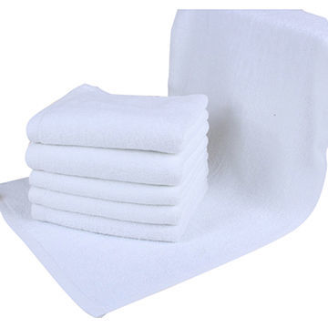 Disposable Towel - Lint Free Spunlace, 31x52 Inches, White & Green | Hypoallergenic, Ultra Soft, Multi-purpose, Various Sizes & Thickness
