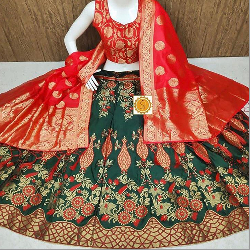 वॉशेबल ब्राइडल बनारसी लहंगा