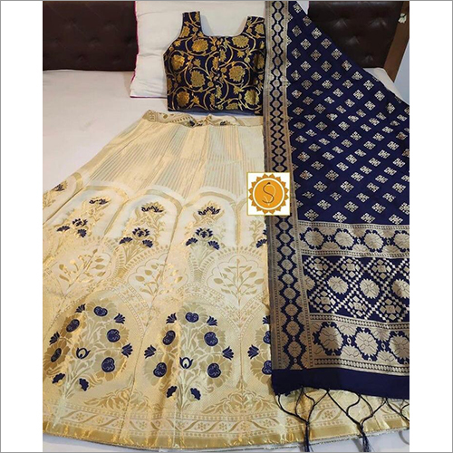 इंडियन प्योर सिल्क बनारसी लहंगा