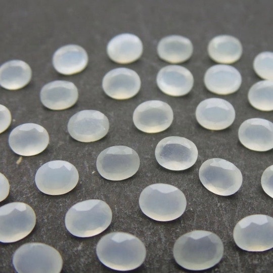 6x8mm White Moonstone Faceted Oval Loose Gemstones Grade: Aaa