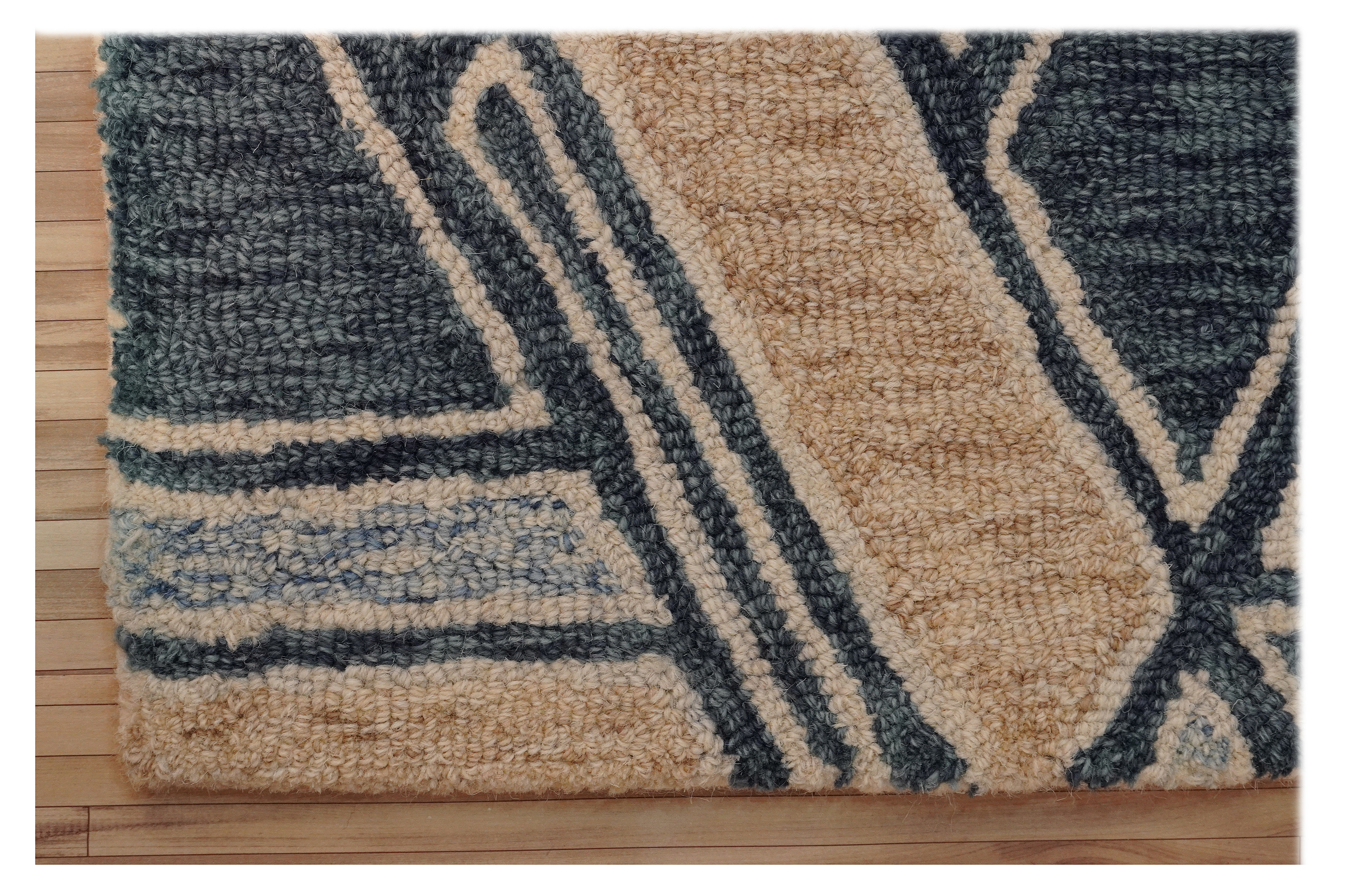 Hand Tufted Woolen Carpets - 80% Wool + 20% Cotton, Rectangle/round/custom Shapes | Easy To Clean, Non-slip, Modern Loop Pile Design