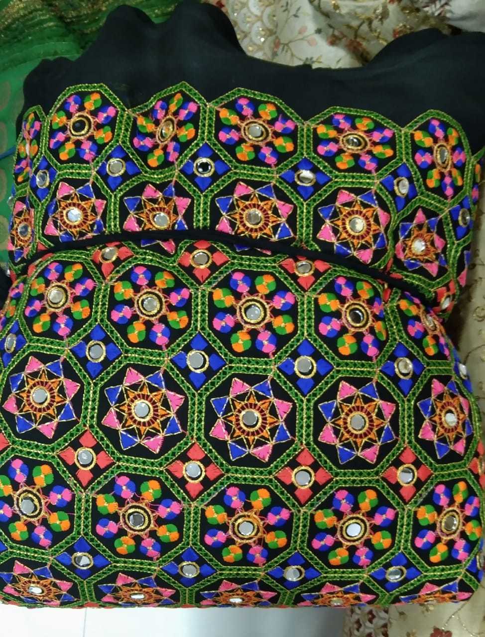 Washable Gamthi Mirror Work Embroidery