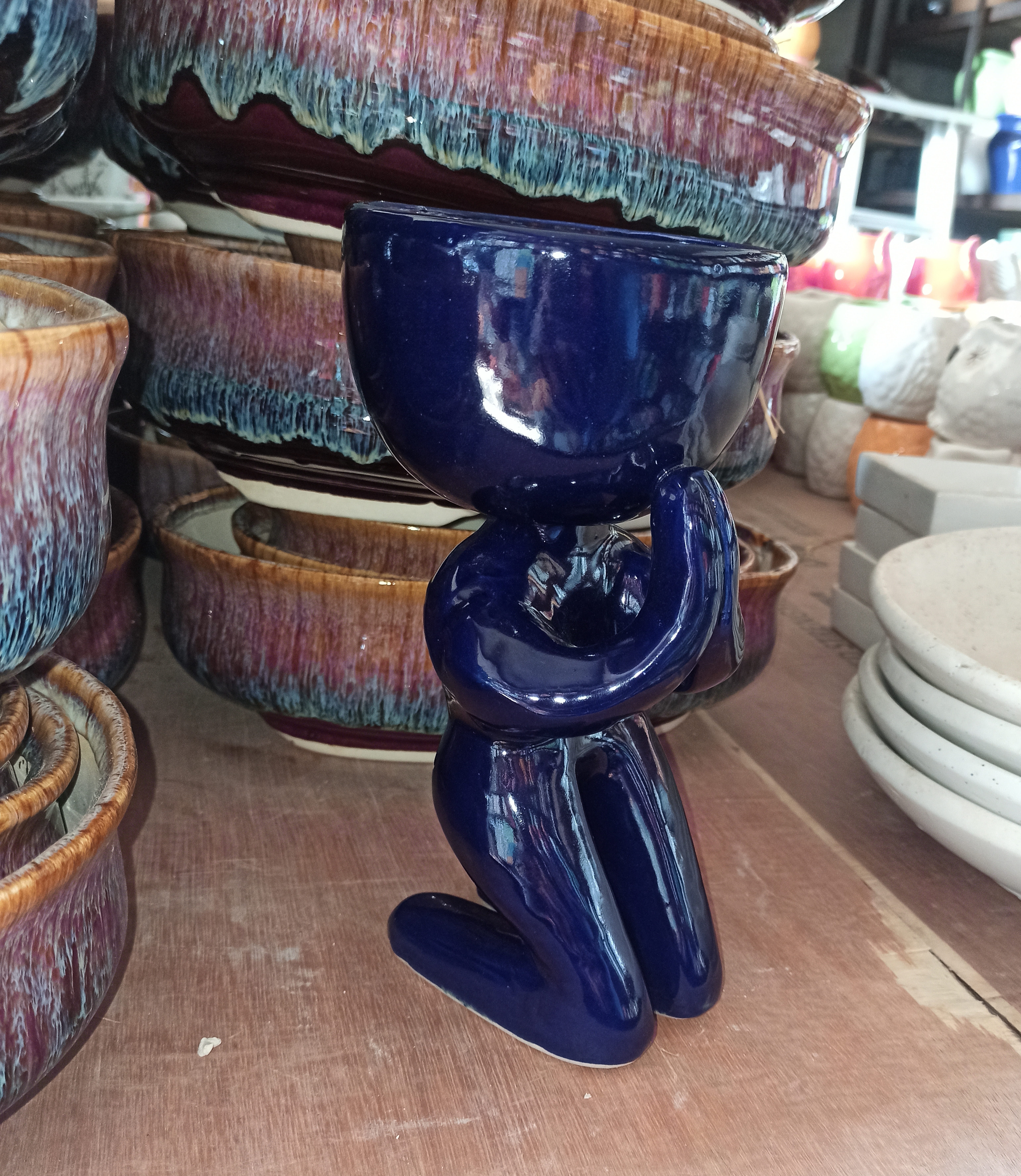 Ceramics Yoga Shape Planters - 10x6 Inches, Black, White, Blue, Red | Glossy Finish, Ideal For Interior Decoration, Decorative Lenthi Pot