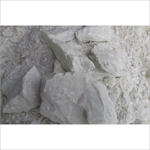 Pure Soapstone Lumps Application: Pharma
