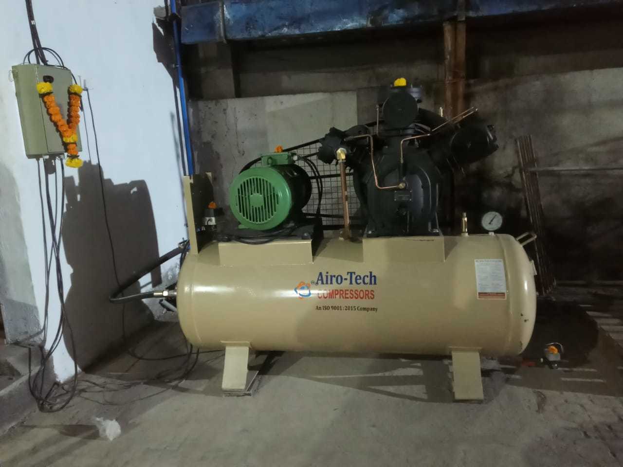 Three Phase Air Compressor - Air Flow Capacity: 25 Kilogram(kg)