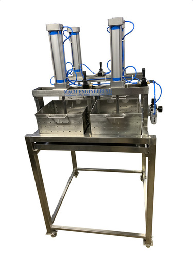 Paneer Press Machine - Capacity: 10 Kg/Hr