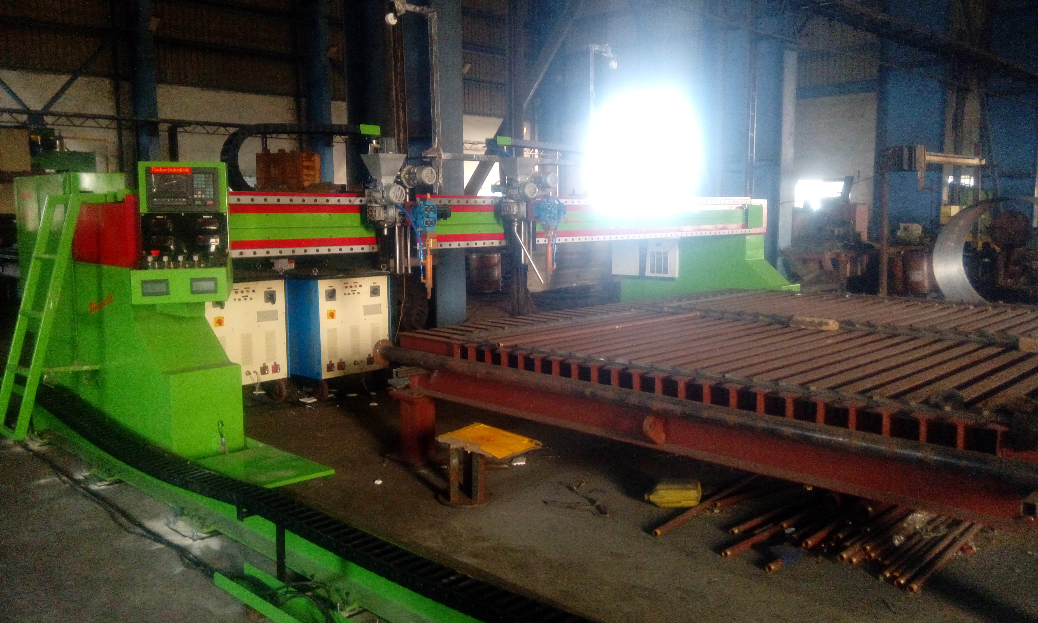Four Torch Wearplate Welding Machine