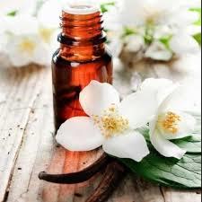 Vanilla Oil - Pure, Natural Extract | Aromatic Culinary Essence for Baking, Personal Care, and Fragrance