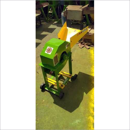 Chaff Cutter - Capacity: 250-350 Kg/Hr Kg/Day