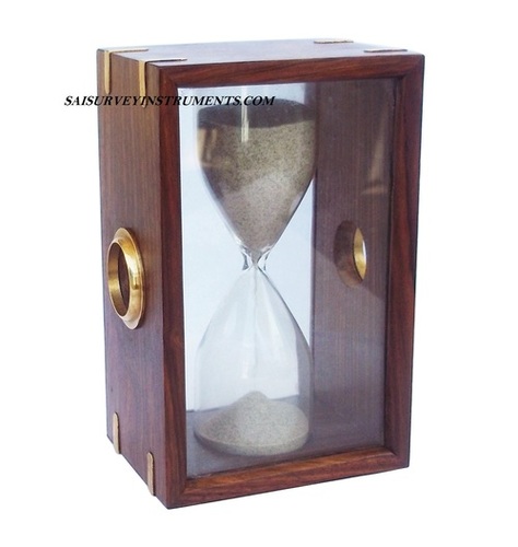 जैसा कि चित्र में दिखाया गया है लकड़ी का बॉक्स्ड सैंड टाइमर 5 मिनट