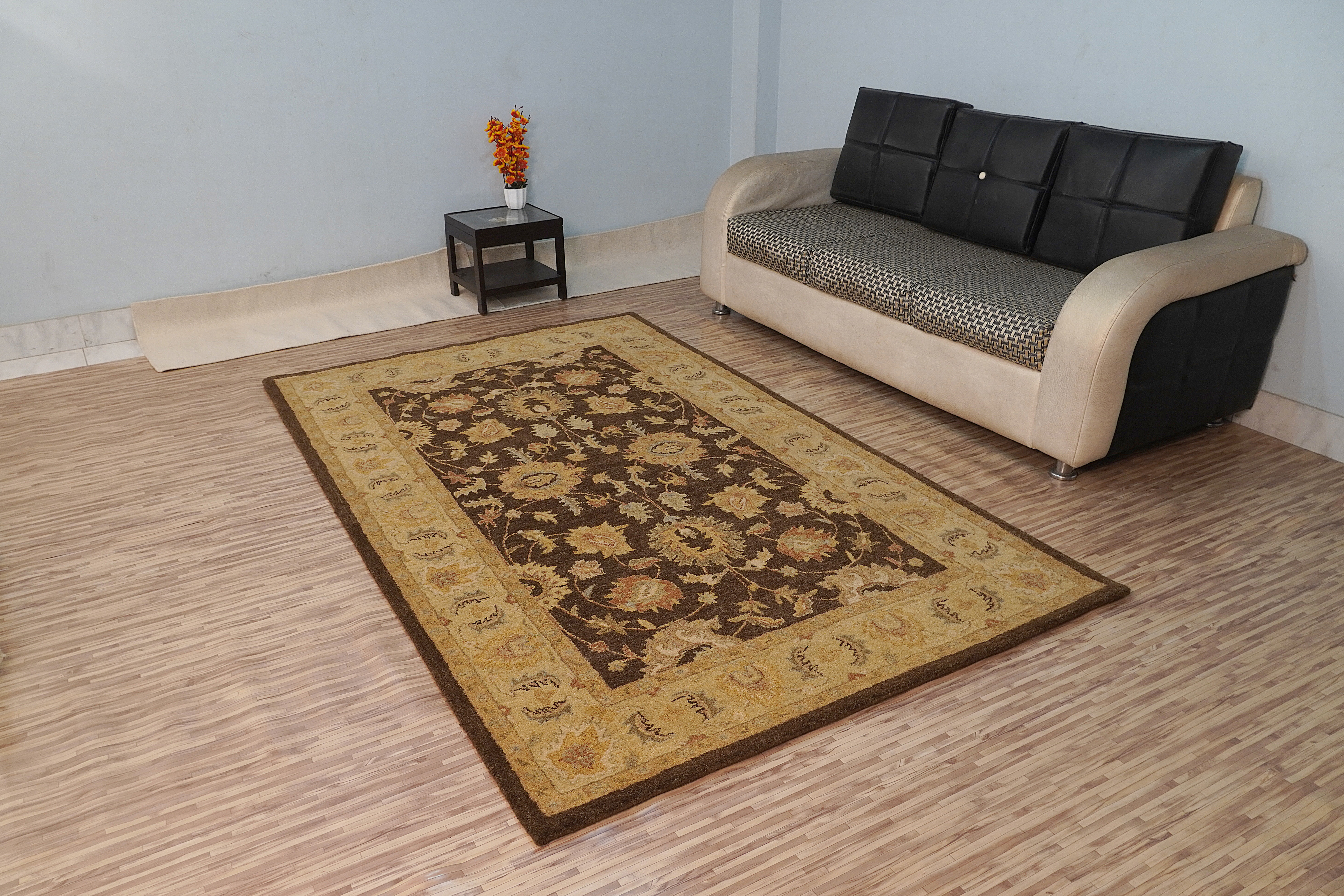 Hand Tufted Woolen Carpet - Persian Design, 12-14mm Thickness | Easy To Clean, Non-slip, Custom Sizes And Shapes
