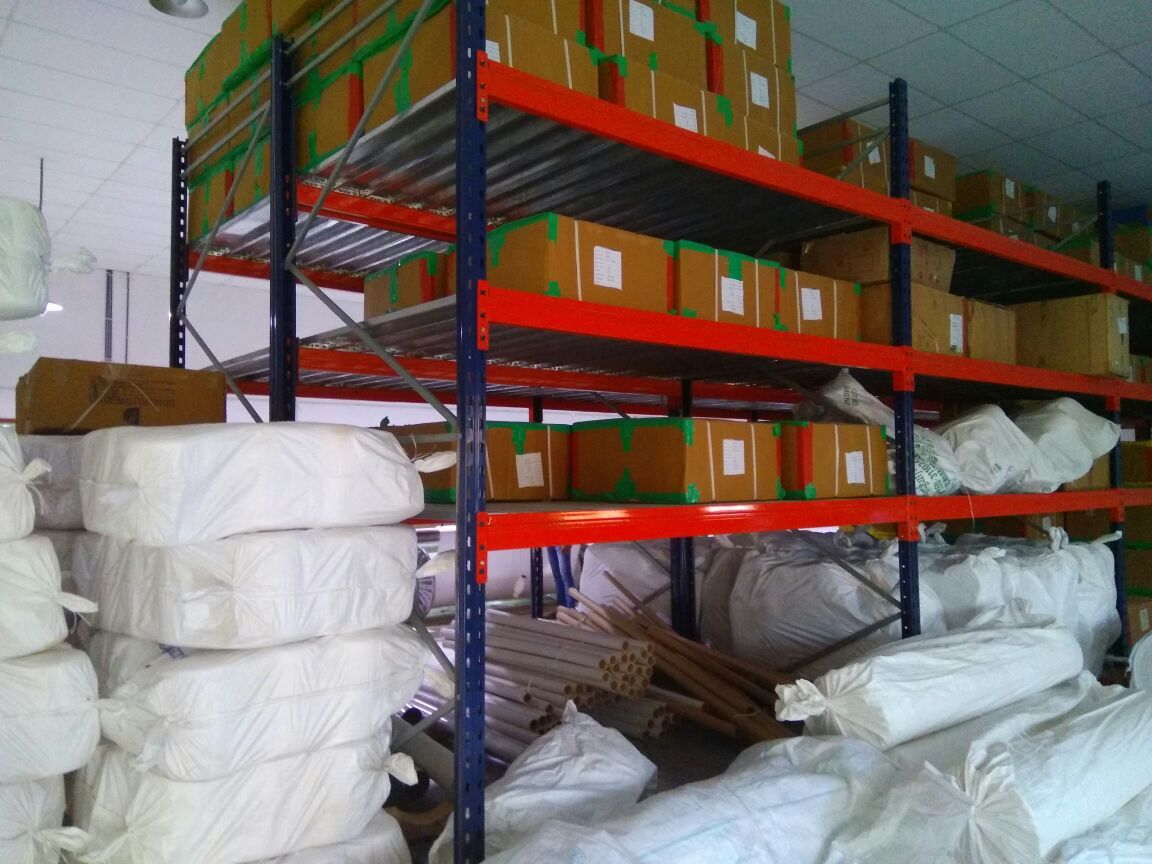 Heavy Duty Rack Thickness: 20x22 Gauge