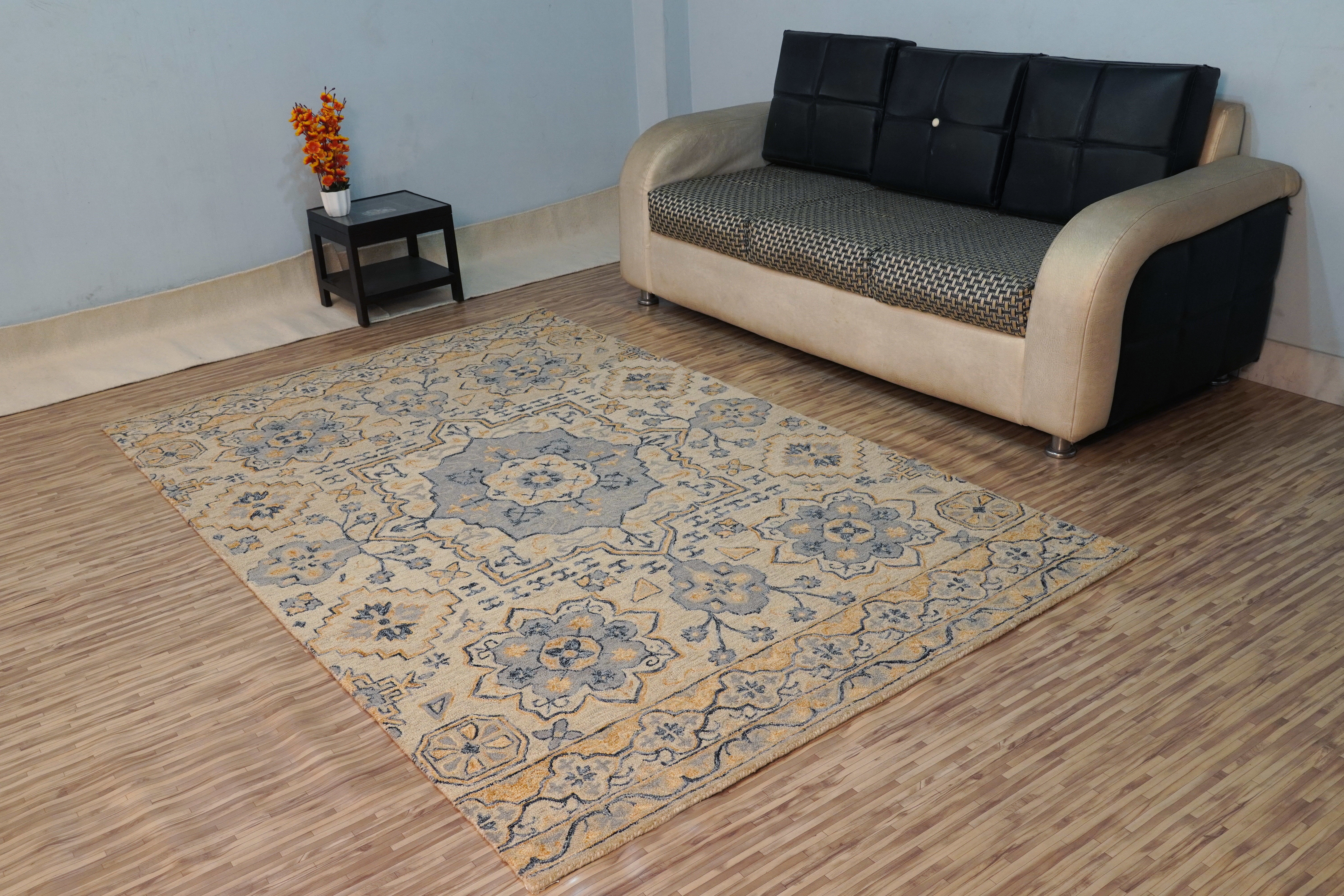 Hand Tufted Woolen Carpets - Wool Loop Pile, 12-14 Mm Thickness | Custom Designs, Easy To Clean, Non-slip Cotton Backing, Rectangular Shape