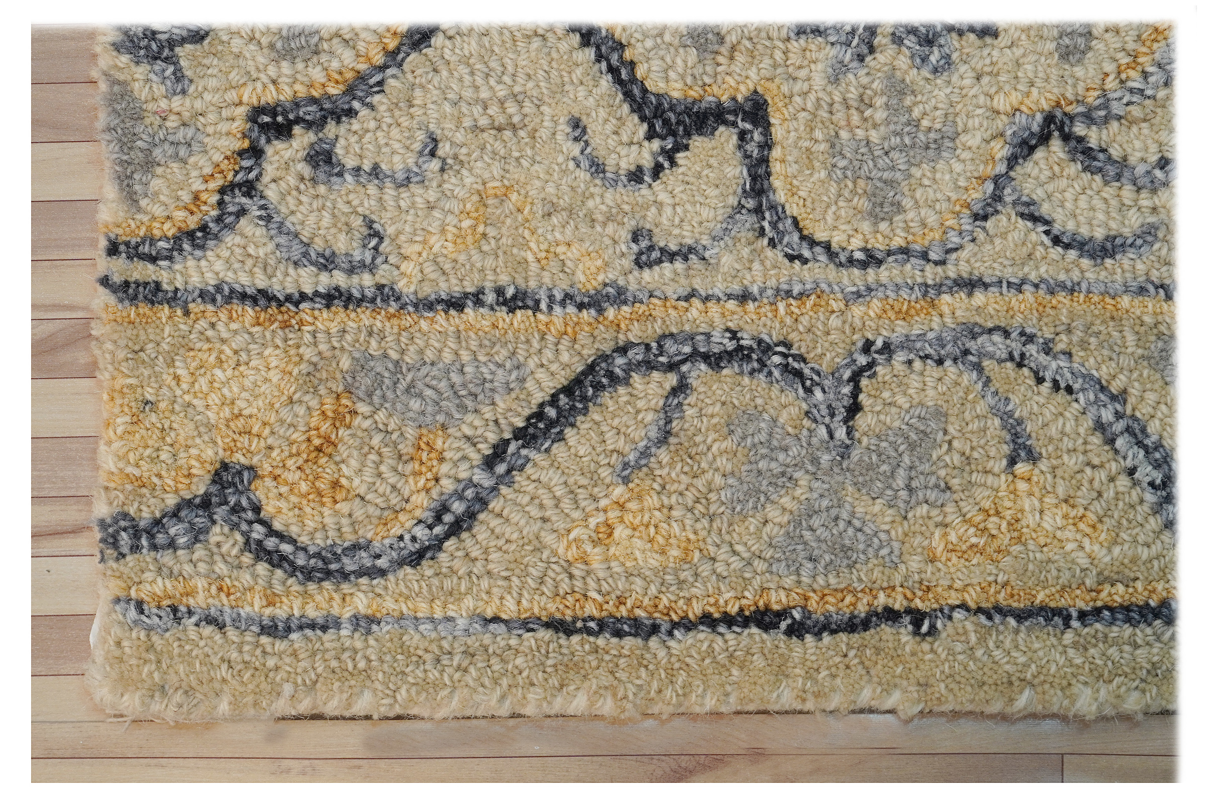 Hand Tufted Woolen Carpets - Wool Loop Pile, 12-14 Mm Thickness | Custom Designs, Easy To Clean, Non-slip Cotton Backing, Rectangular Shape