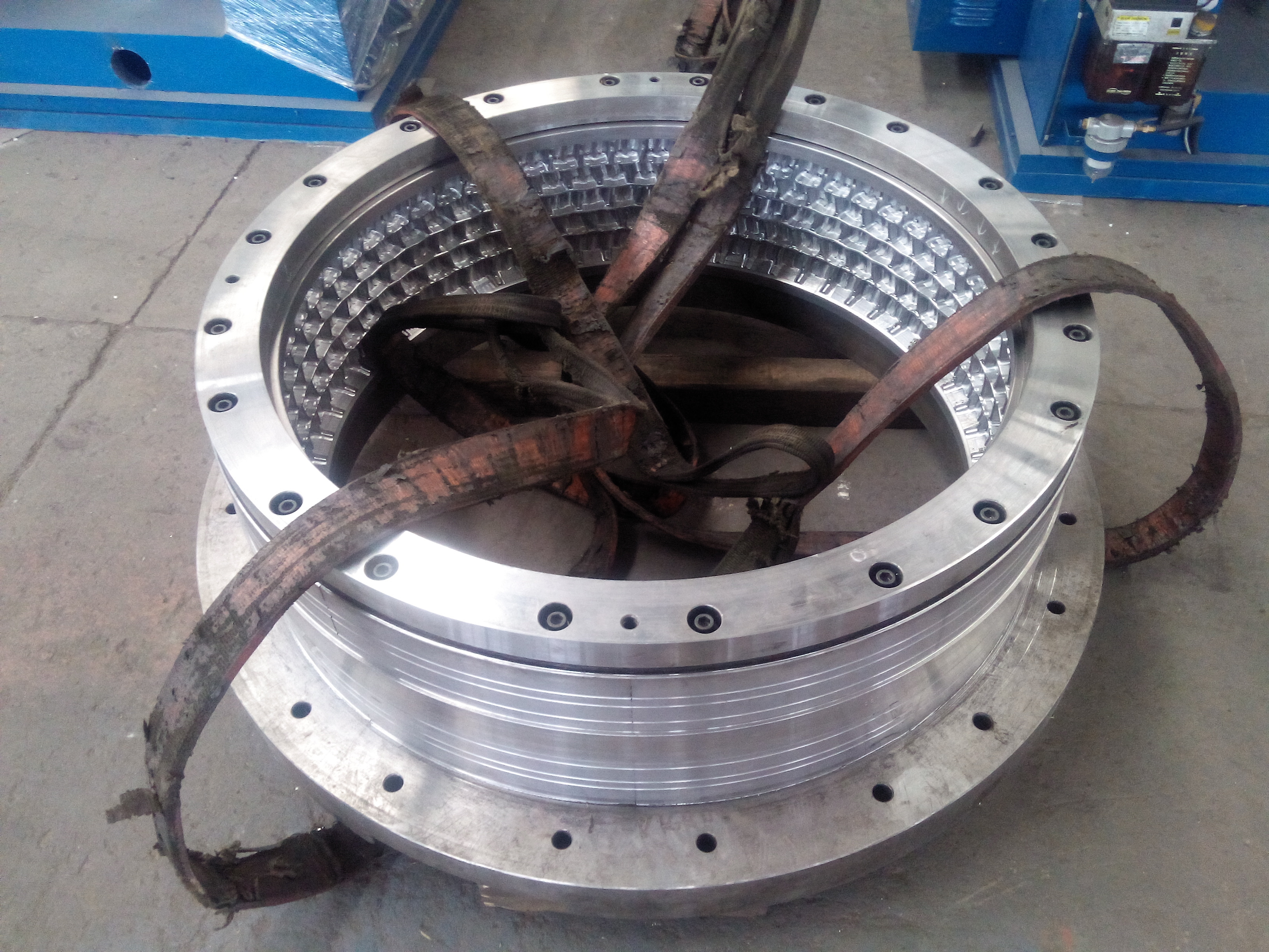 Gray Tyre Mould