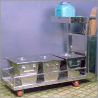 साफ करने वाली ट्राली