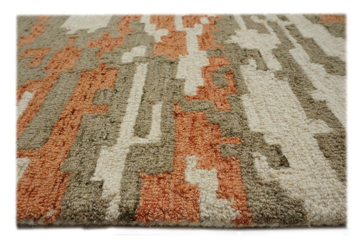 Hand Tufted Woolen Carpets - Advantage: Easy To Clean