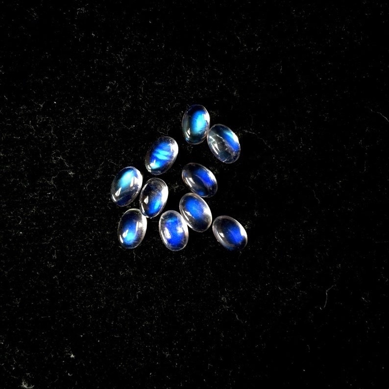 7x9mm Rainbow Moonstone Oval Cabochon Loose Gemstones Grade: Aaa