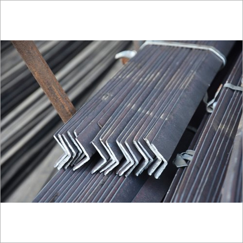 25X3 एमएम माइल्ड स्टील एल एंगल एप्लीकेशन: कंस्ट्रक्शन