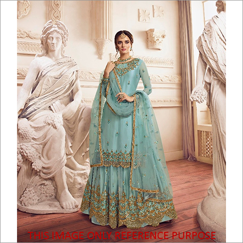 भारी कढ़ाई वाला डिज़ाइनर शरारा स्टाइल सूट