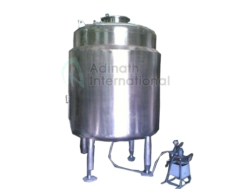 Sliver Wfi Storage Tank