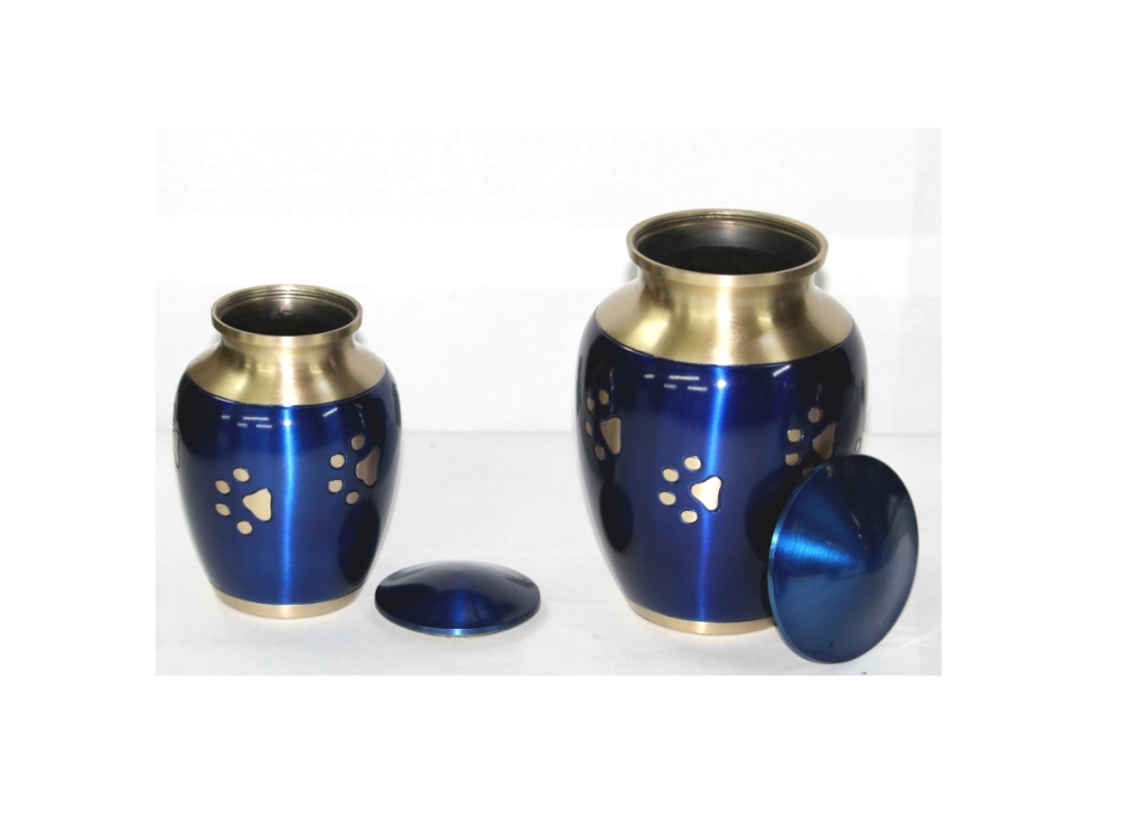 Easy To Install Classic Blue Urn