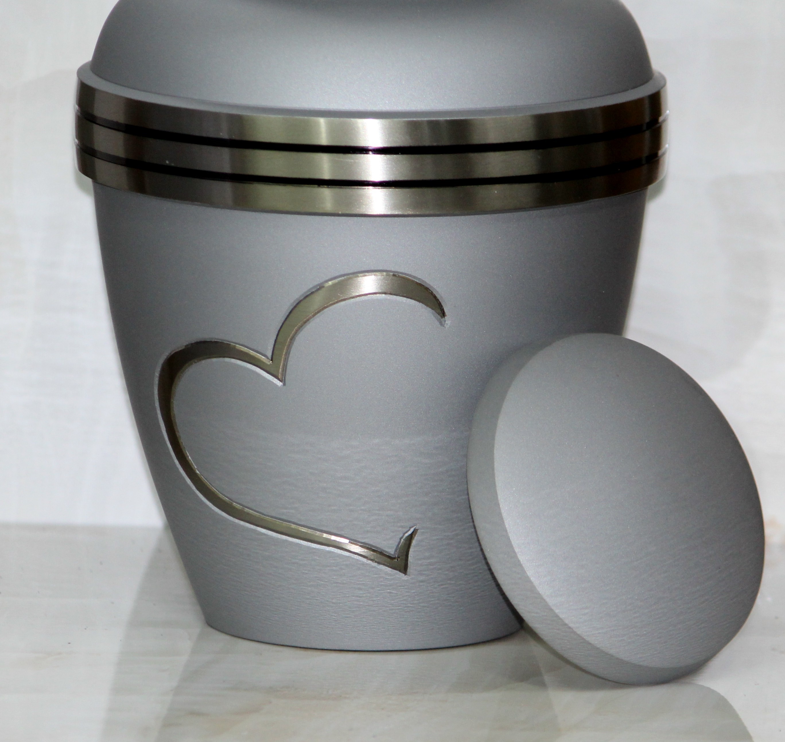 Painting Tasty Grey Urn