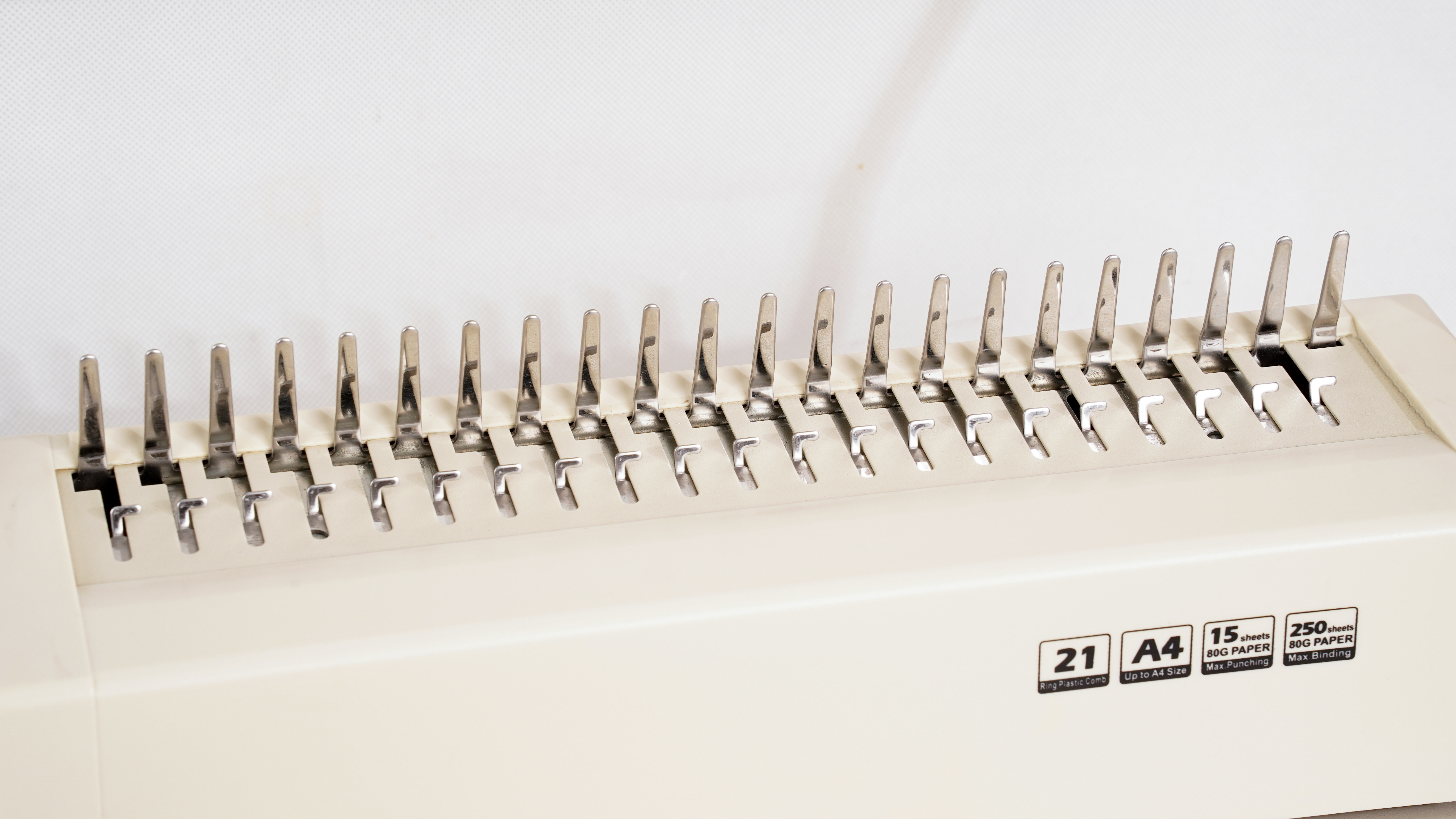 C15 Comb Binding Machine