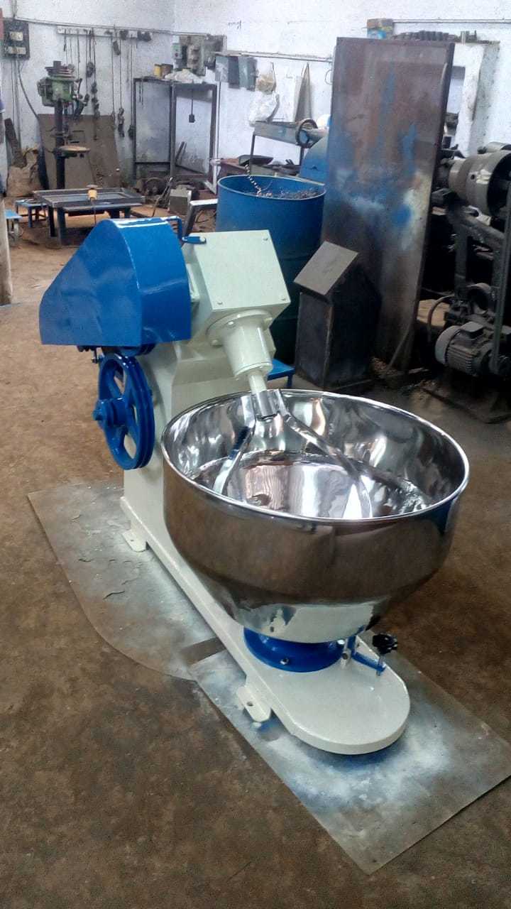 Atta Flour Kneading Machine