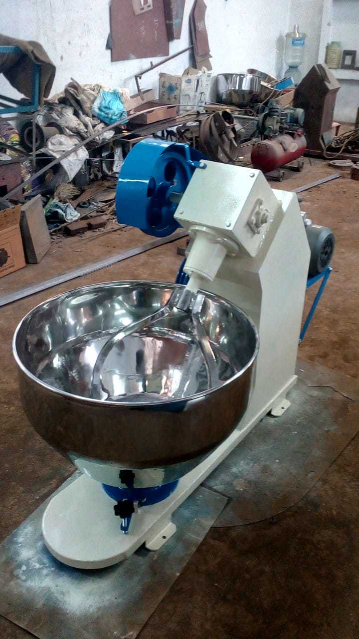 Atta Flour Kneading Machine
