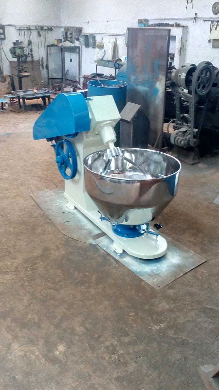 Atta Flour Kneading Machine