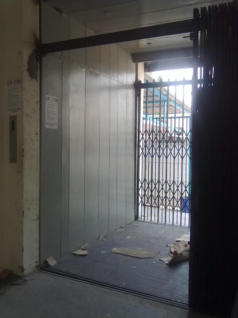 Freight Elevator - Aluminum Alloy & Galvanized Steel, Customized Max Lifting Height | Ac/dc Drive Type, Remote Controller, Safety Sensor