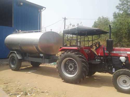 वेल्लोर रोड दूध भंडारण टैंकर