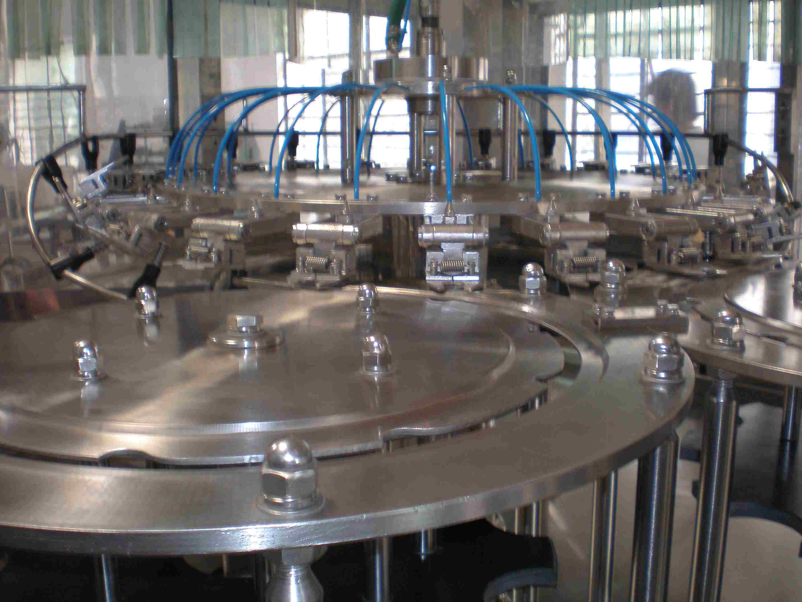 Juice Filling Machine - 380v Electric Sus304 Material 3200x2200x2700 Mm | High Performance Eco Friendly Automatic Control Low Noise Energy Efficient Precise Temperature And Level Control
