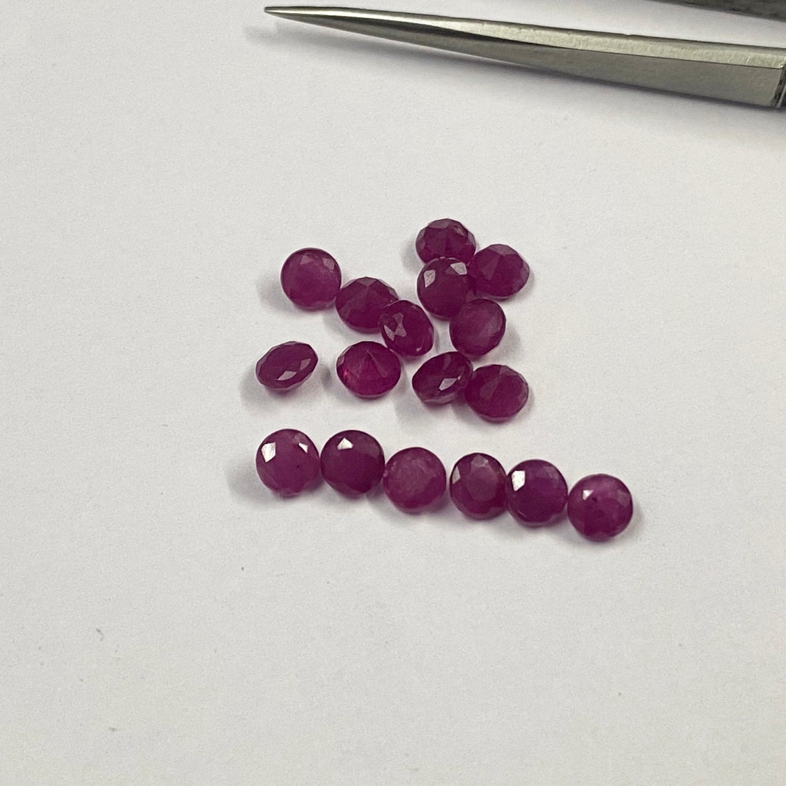 3mm Ruby Faceted Round Loose Gemstones Grade: Aaa